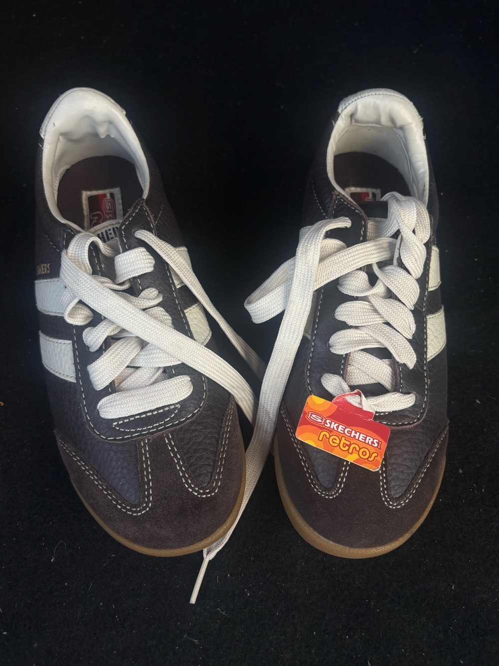 Skechers Retro Women’s Casual Lace-Up Sneakers in Brown, White Y2K - SIZE 6